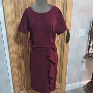 Chic Burgundy Midi Dress
